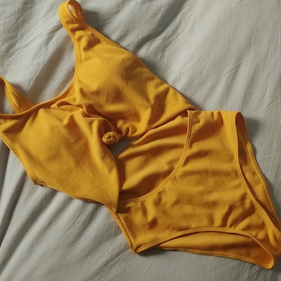 Zaful Other - Zaful cut out swim suit NWOT